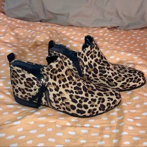 NWOT Dr.Scholl’s Leopard Booties